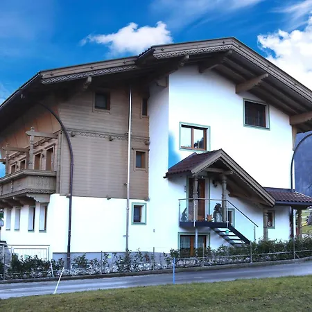 Hoellwarth * Aschau Im Zillertal