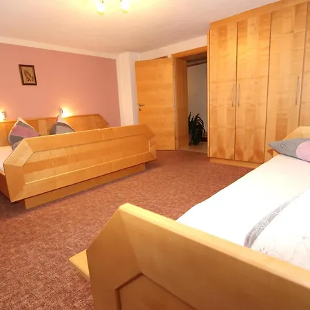 Hoellwarth Aschau Im Zillertal