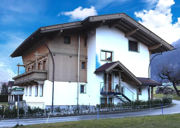 Hoellwarth * Aschau Im Zillertal